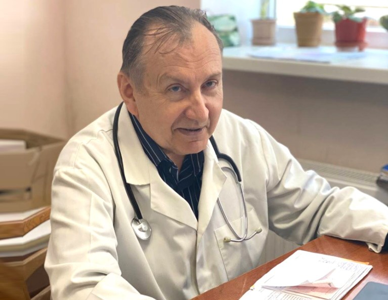 Професія лікаря – покликання, що потребує кропіткої праці