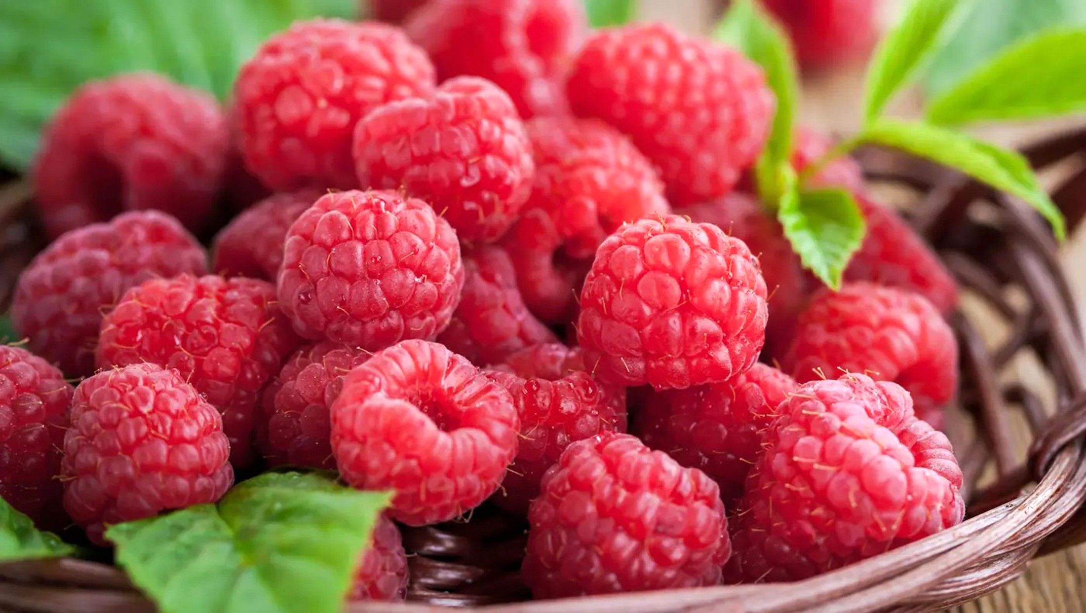 Малина: позитив і негатив