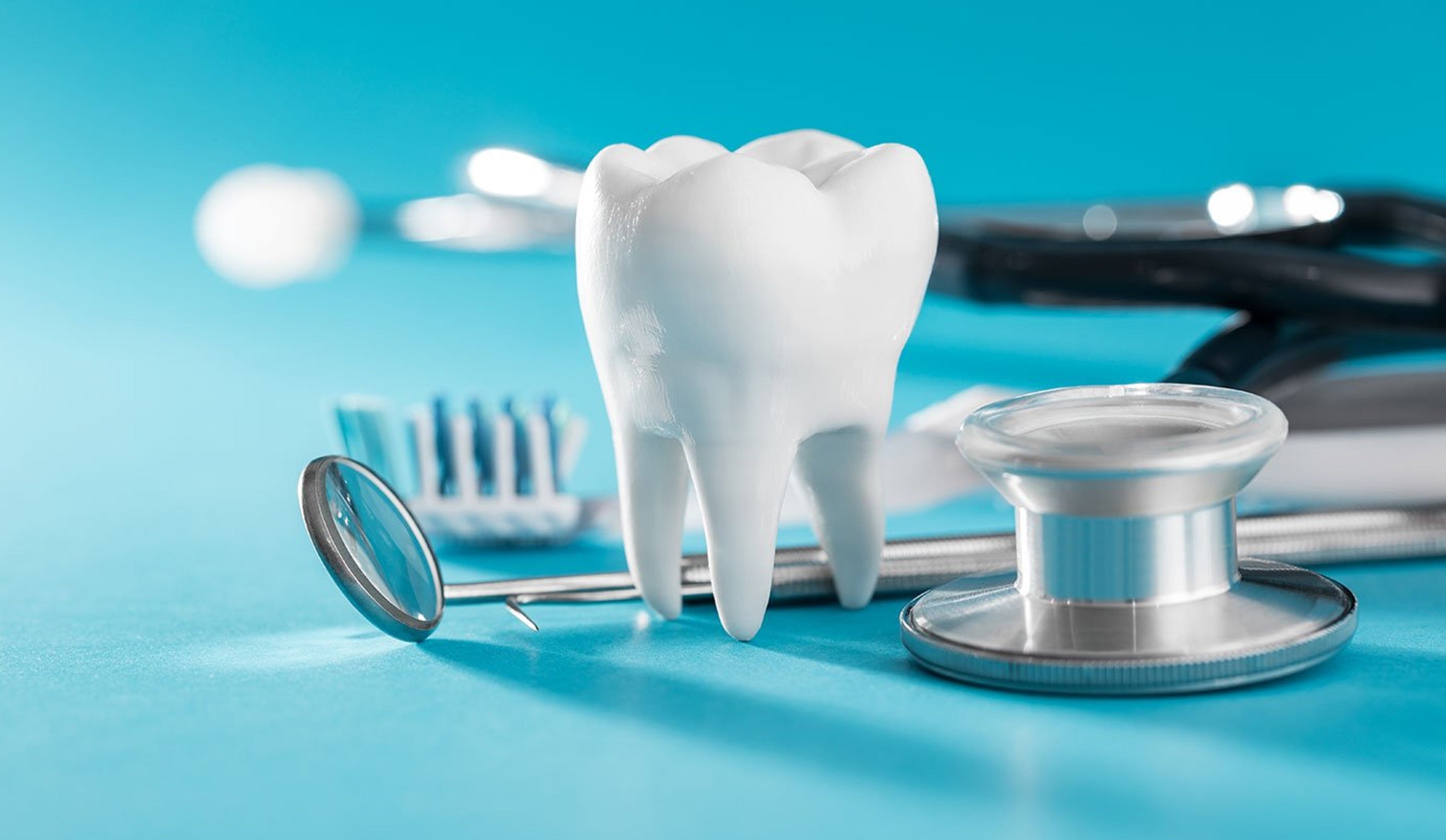 Військові та ветерани можуть безоплатно лікувати зуби в 100 стоматологічних закладах України