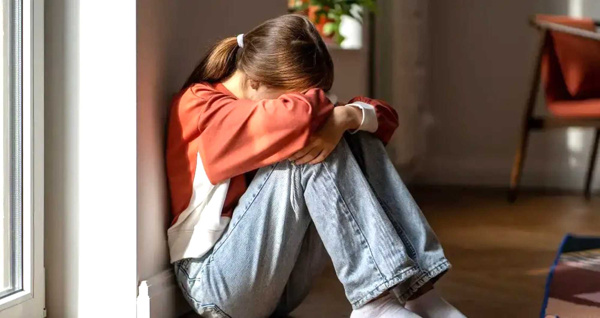 Дитяча депресія: чому виникає та як подолати