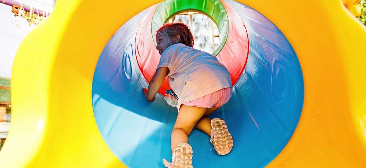 Kids Grooming With Arts And Music