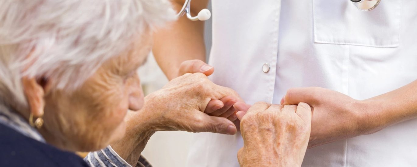 Хвороба Паркінсона: що має насторожити і як мінімізувати ризики