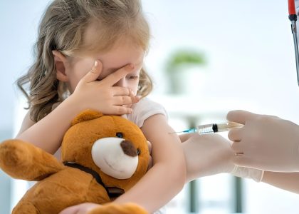 Щеплення без сліз і стресу: як підготувати дитину